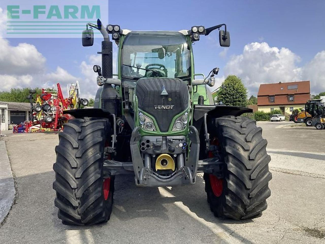 Fendt 720 vario scr profi Profi - Traktor: 3 kép. Fendt 720 vario scr profi Profi - Traktor: 3 kép.