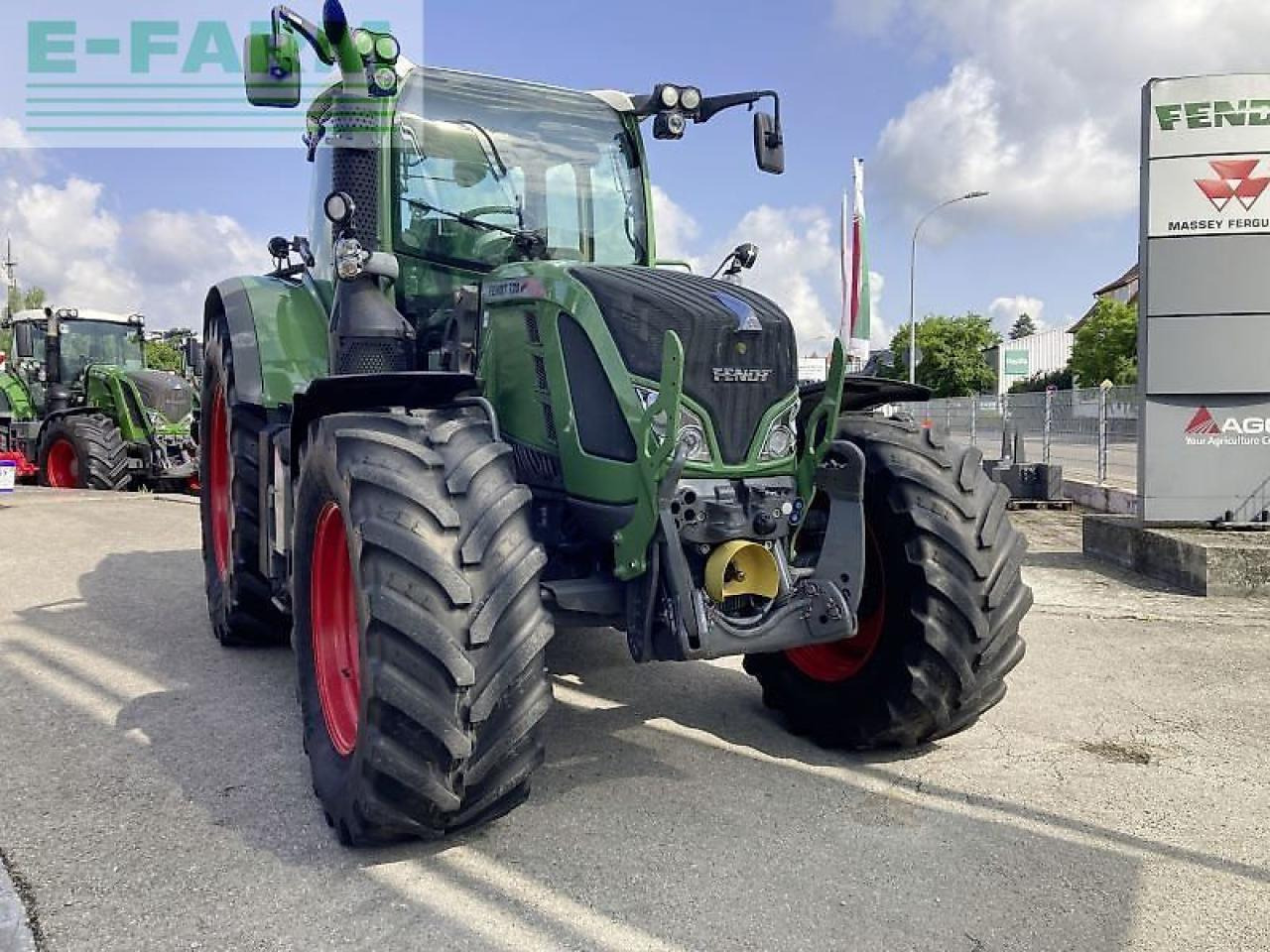 Fendt 720 vario scr profi Profi - Traktor: 2 kép. Fendt 720 vario scr profi Profi - Traktor: 2 kép.
