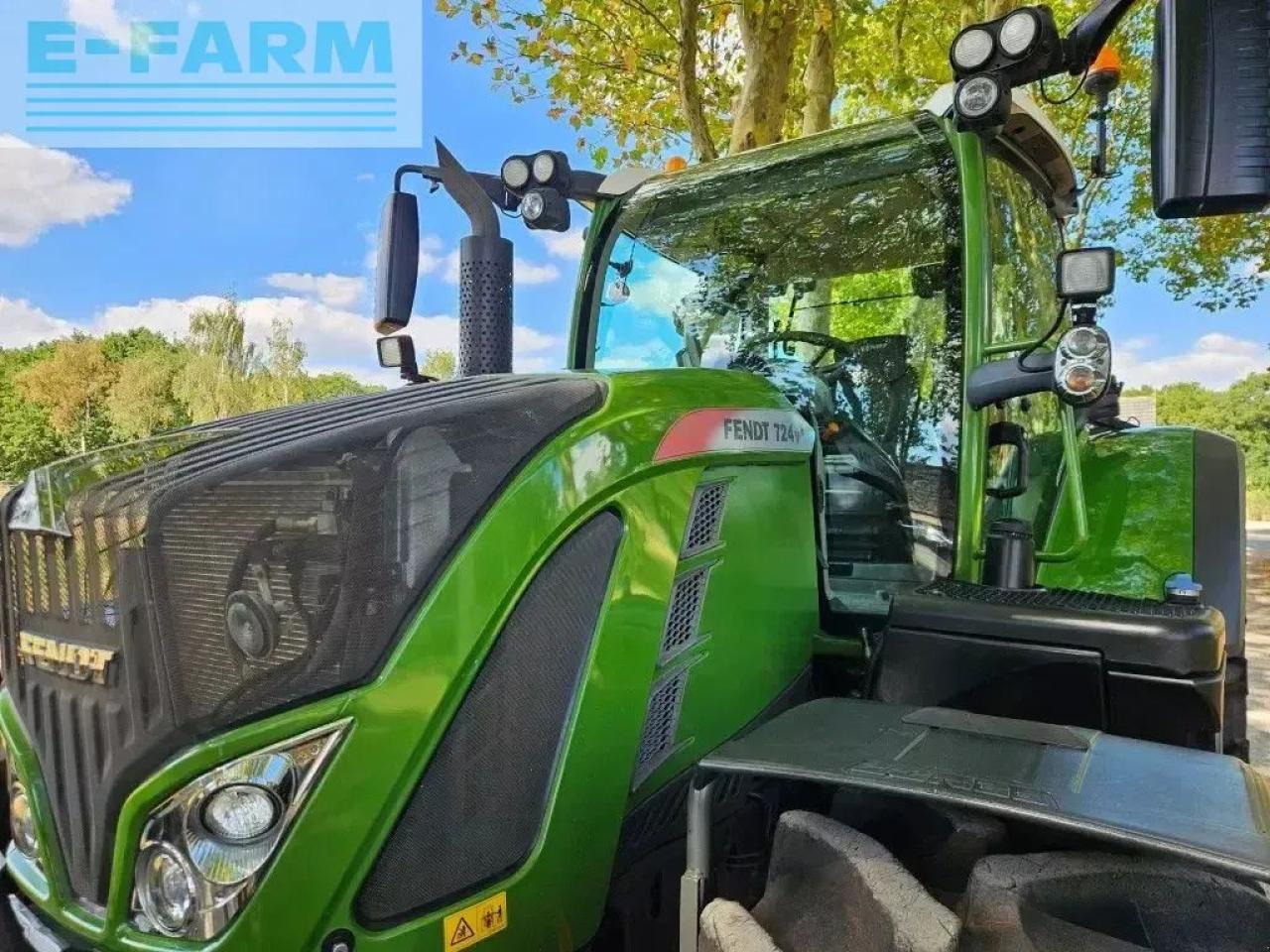 Fendt 724 s4 profi plus (718 720 722 ) - Traktor: 3 kép. Fendt 724 s4 profi plus (718 720 722 ) - Traktor: 3 kép.