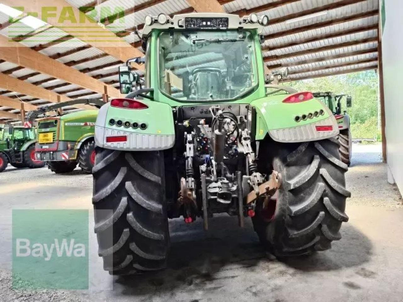 Traktor Fendt 724 scr profi plus: 7 kép. Traktor Fendt 724 scr profi plus: 7 kép.