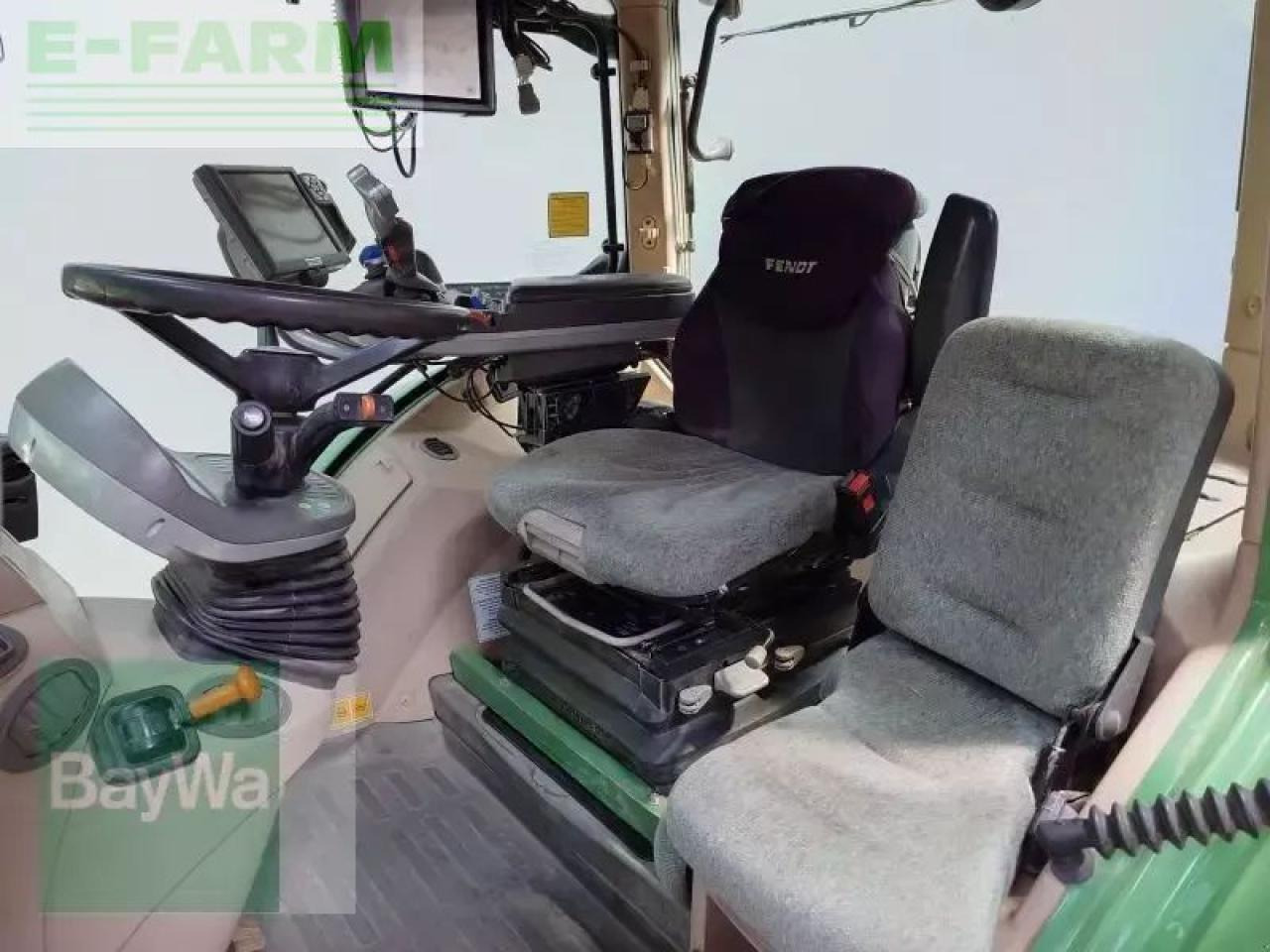 Traktor Fendt 724 scr profi plus: 10 kép. Traktor Fendt 724 scr profi plus: 10 kép.