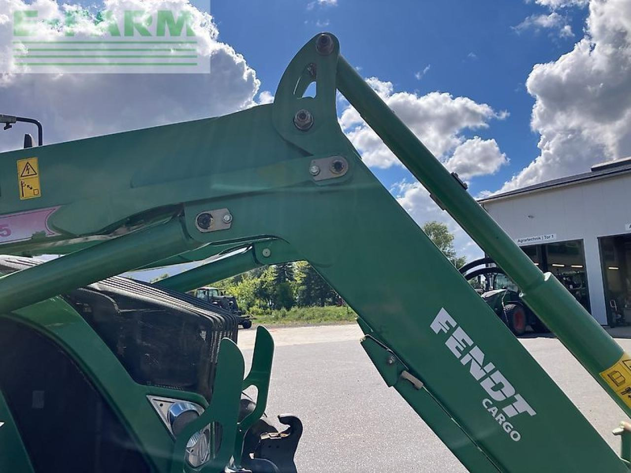 Traktor Fendt 724 scr, profi plus, fh,fzw,fl: 27 kép. Traktor Fendt 724 scr, profi plus, fh,fzw,fl: 27 kép.