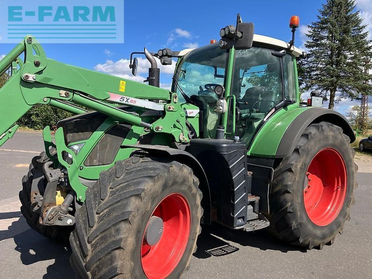 Traktor Fendt 724 scr, profi plus, fh,fzw,fl: 16 kép. Traktor Fendt 724 scr, profi plus, fh,fzw,fl: 16 kép.