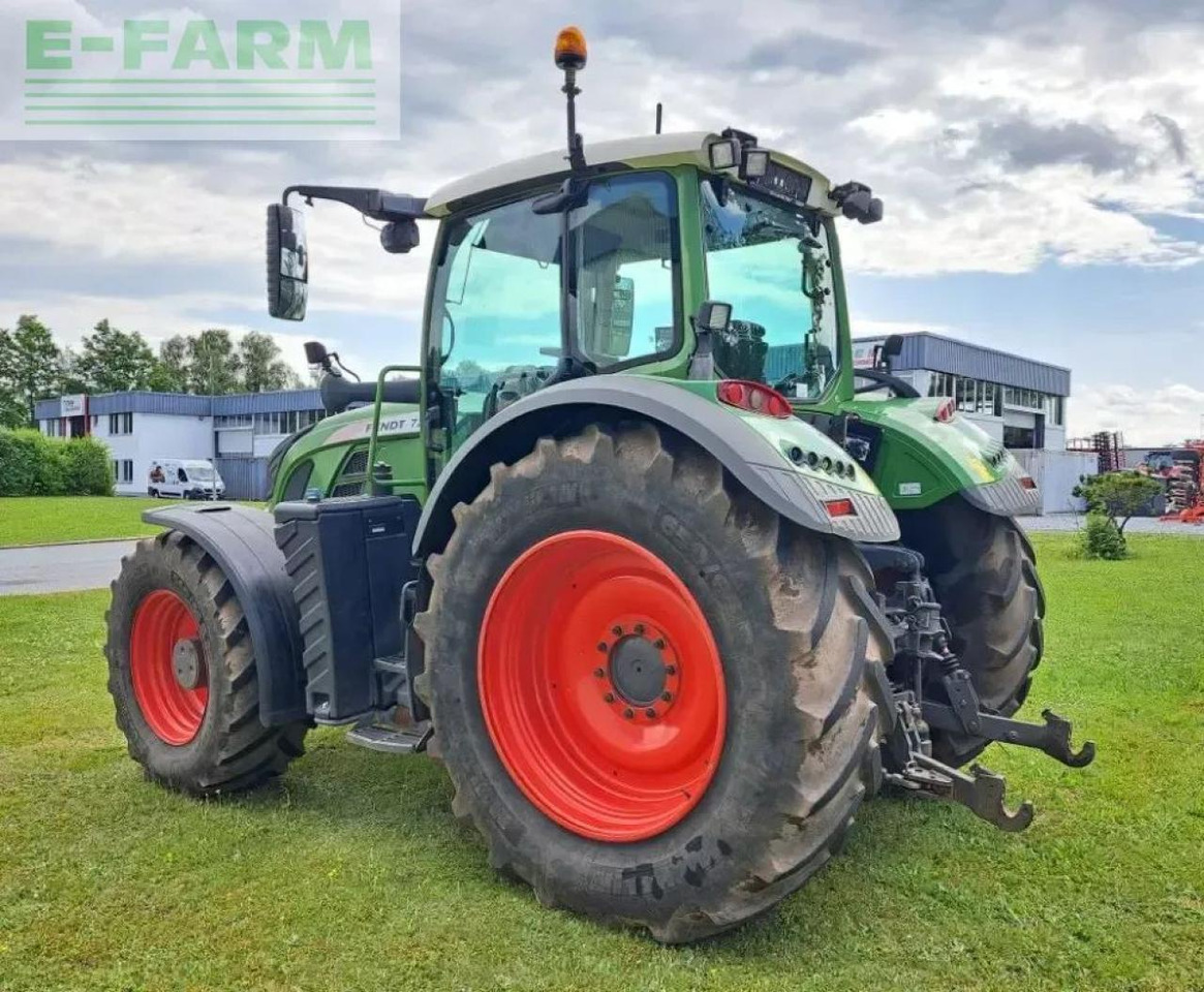 Fendt 724 vario - Traktor: 3 kép. Fendt 724 vario - Traktor: 3 kép.