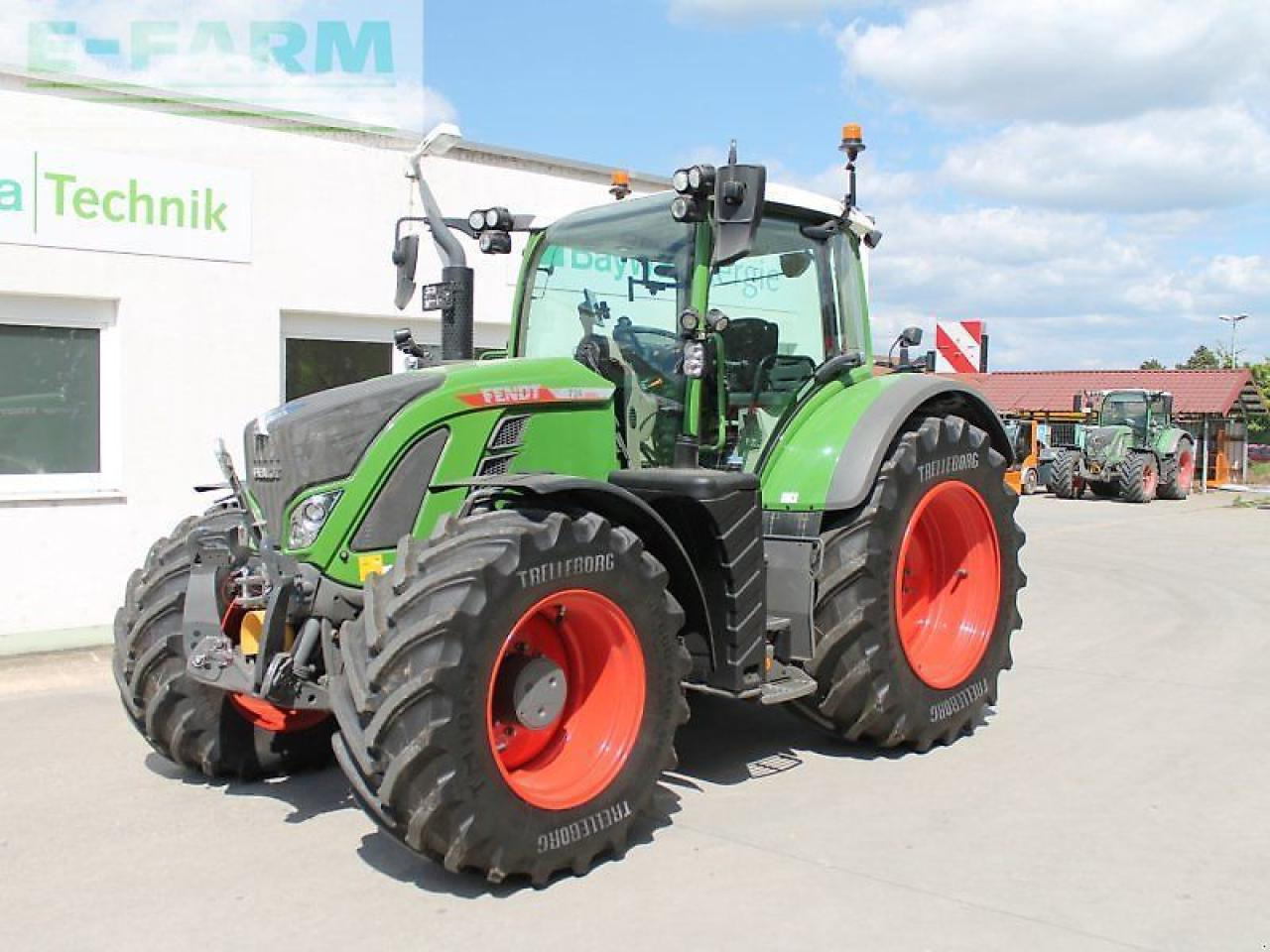 Fendt 724 vario gen6 power plus PowerPlus - Traktor: 2 kép. Fendt 724 vario gen6 power plus PowerPlus - Traktor: 2 kép.