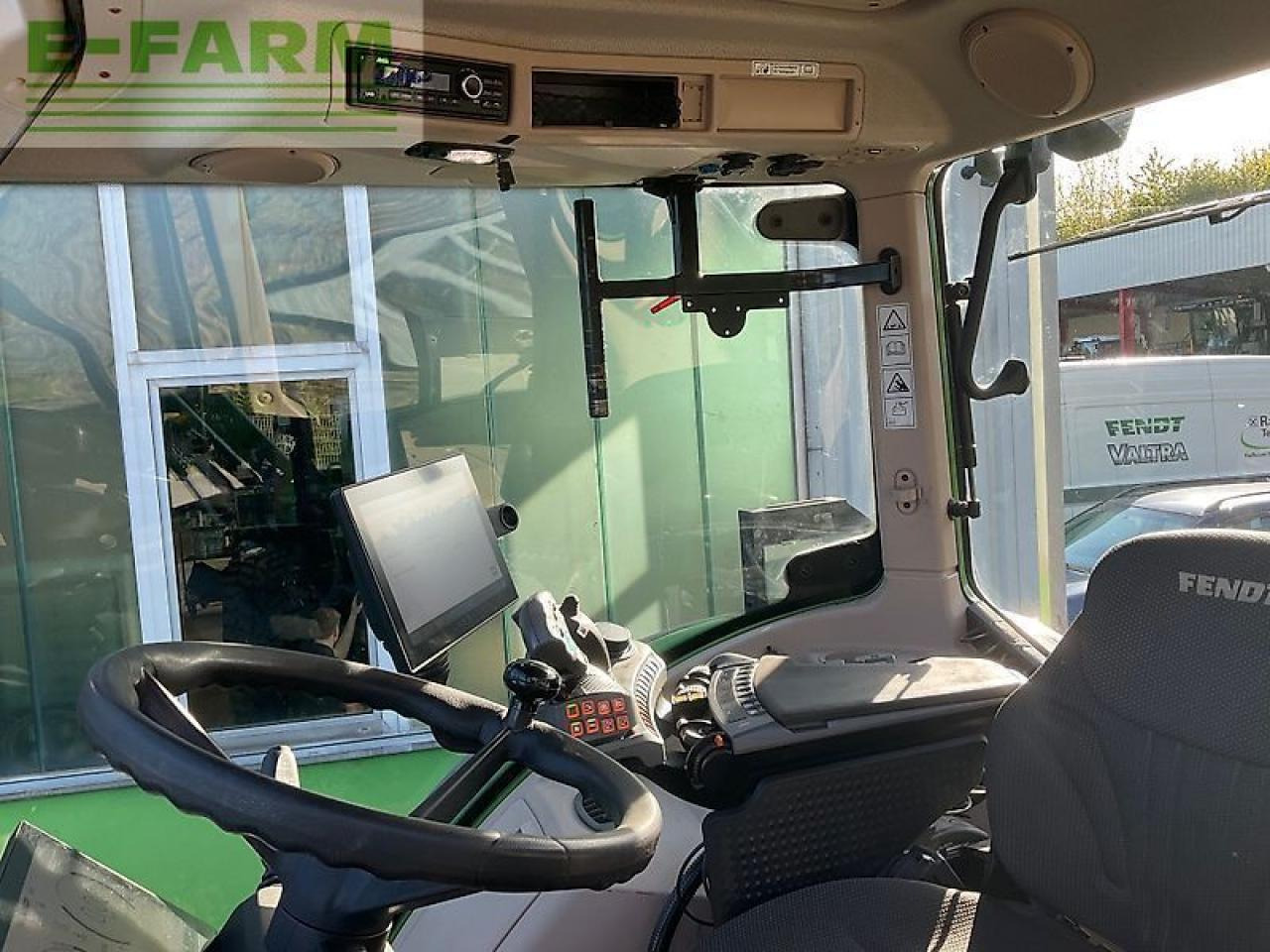 Fendt 724 vario gen6 powerplus PowerPlus - Traktor: 5 kép. Fendt 724 vario gen6 powerplus PowerPlus - Traktor: 5 kép.