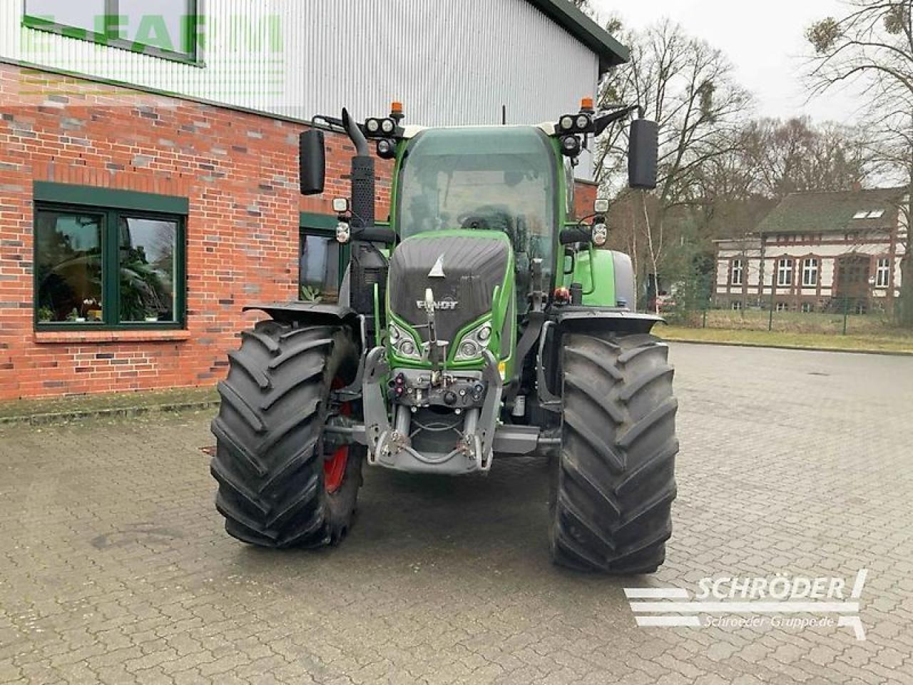 Fendt 724 vario gen6 profi plus ProfiPlus - Traktor: 2 kép. Fendt 724 vario gen6 profi plus ProfiPlus - Traktor: 2 kép.