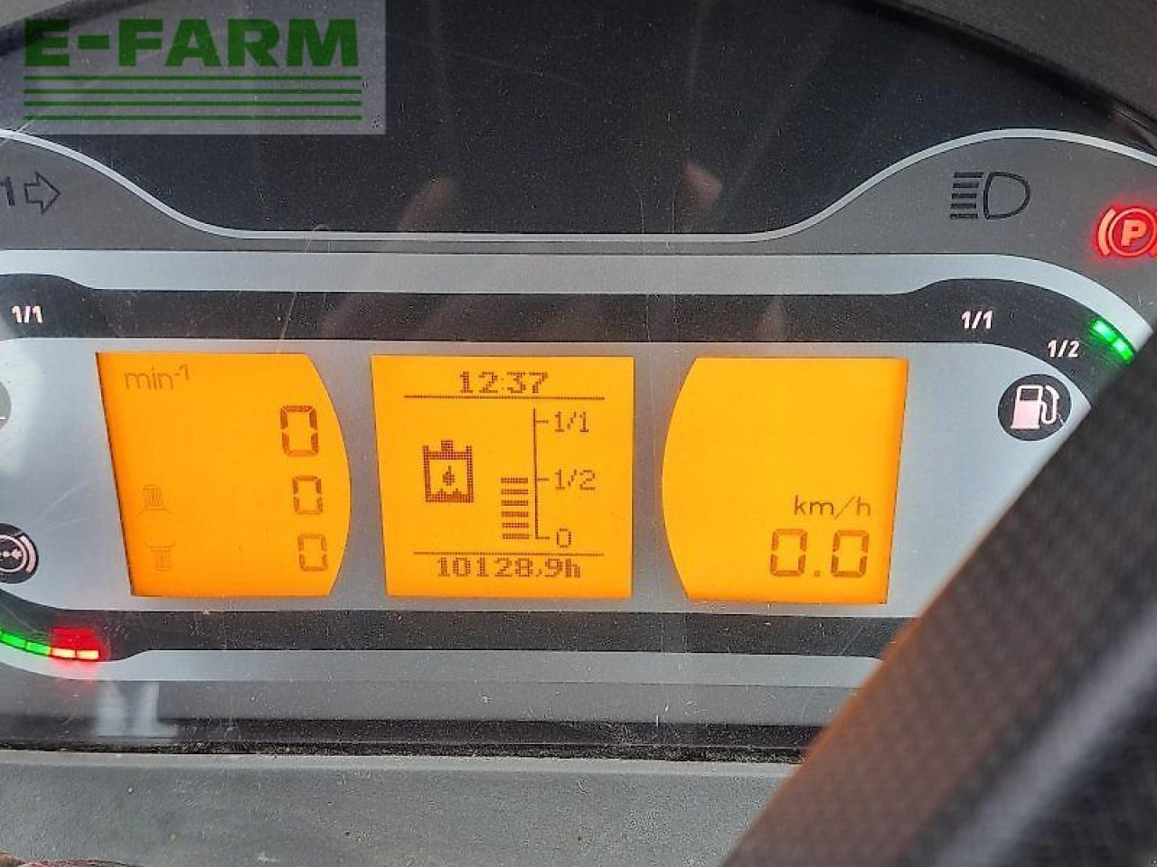 Traktor Fendt 724 vario power Power: 8 kép.