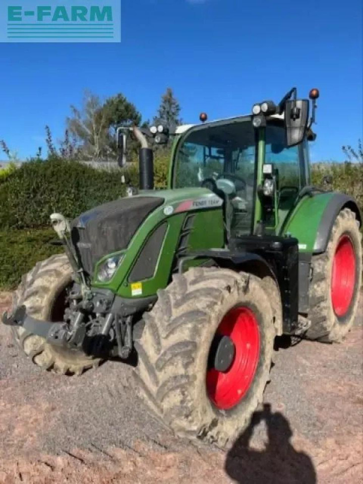 Fendt 724 vario profi Profi - Traktor: 1 kép. Fendt 724 vario profi Profi - Traktor: 1 kép.