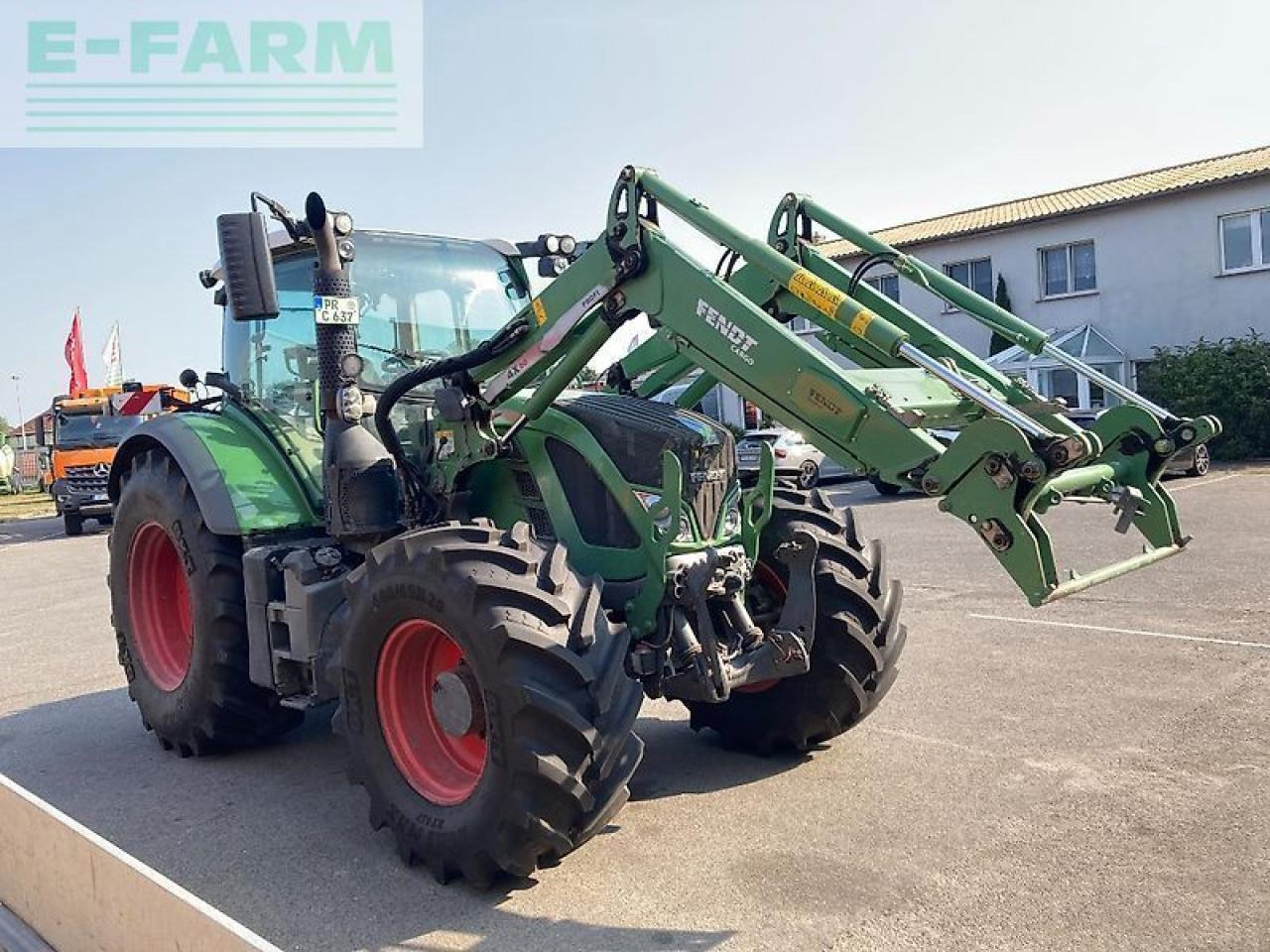 Fendt 724 vario tms profi plus mit frontlader ProfiPlus - Traktor: 1 kép. Fendt 724 vario tms profi plus mit frontlader ProfiPlus - Traktor: 1 kép.