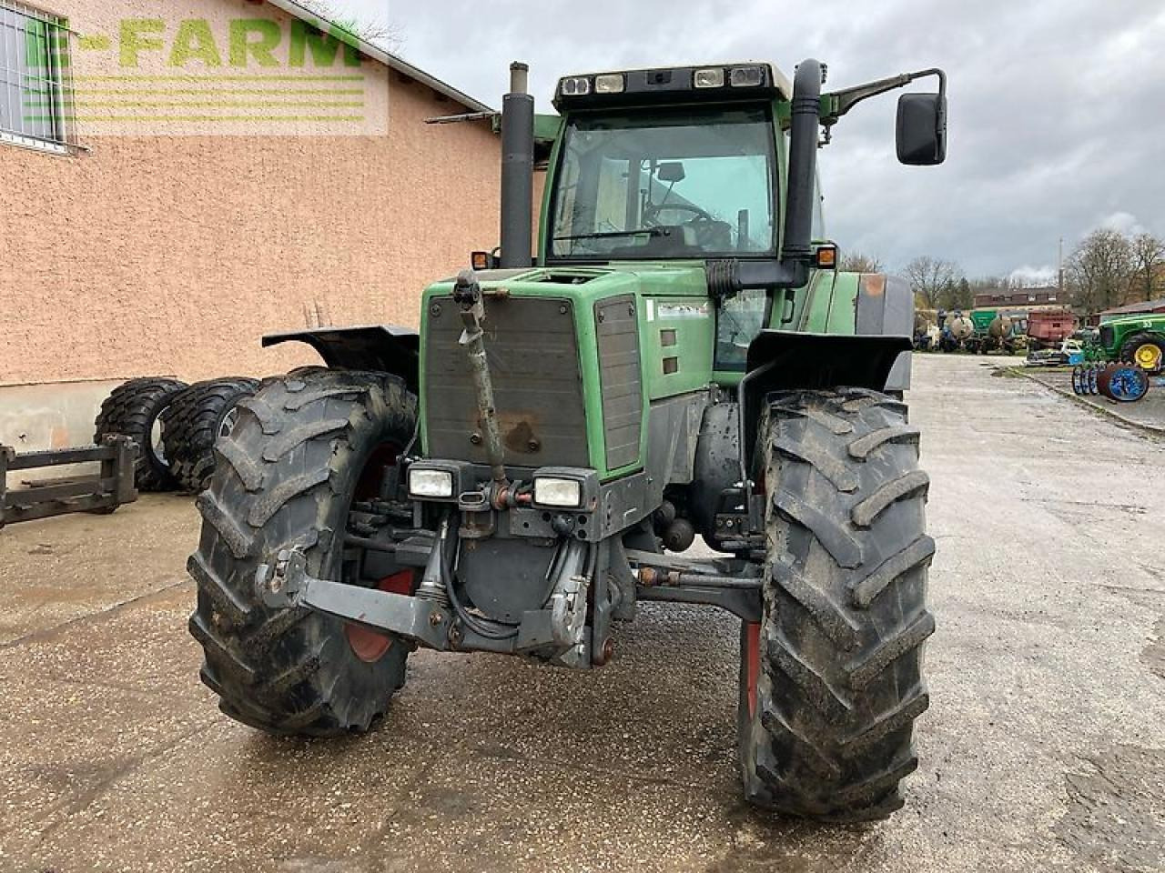 Fendt 816/2 favorit - Traktor: 2 kép. Fendt 816/2 favorit - Traktor: 2 kép.