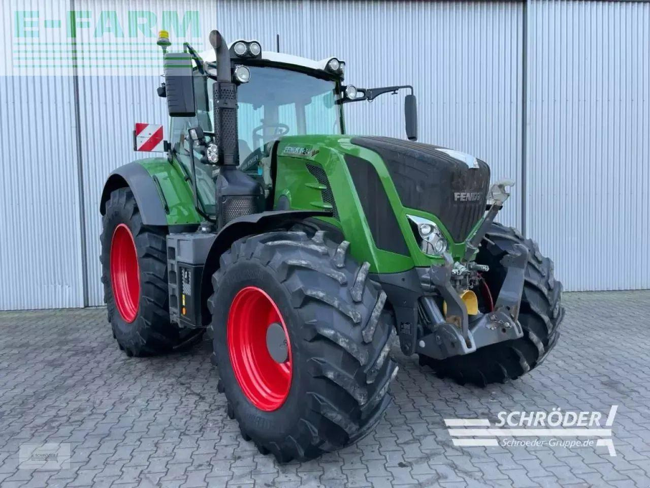 Fendt 824 vario s4 profi plus ProfiPlus - Traktor: 1 kép. Fendt 824 vario s4 profi plus ProfiPlus - Traktor: 1 kép.