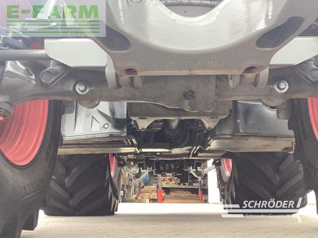 Traktor Fendt 828 s4 profi plus: 20 kép. Traktor Fendt 828 s4 profi plus: 20 kép.