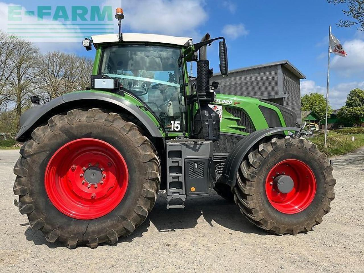 Fendt 828 vario profi plus s4 scheckheftgepflegt vrc sc ProfiPlus - Traktor: 5 kép. Fendt 828 vario profi plus s4 scheckheftgepflegt vrc sc ProfiPlus - Traktor: 5 kép.