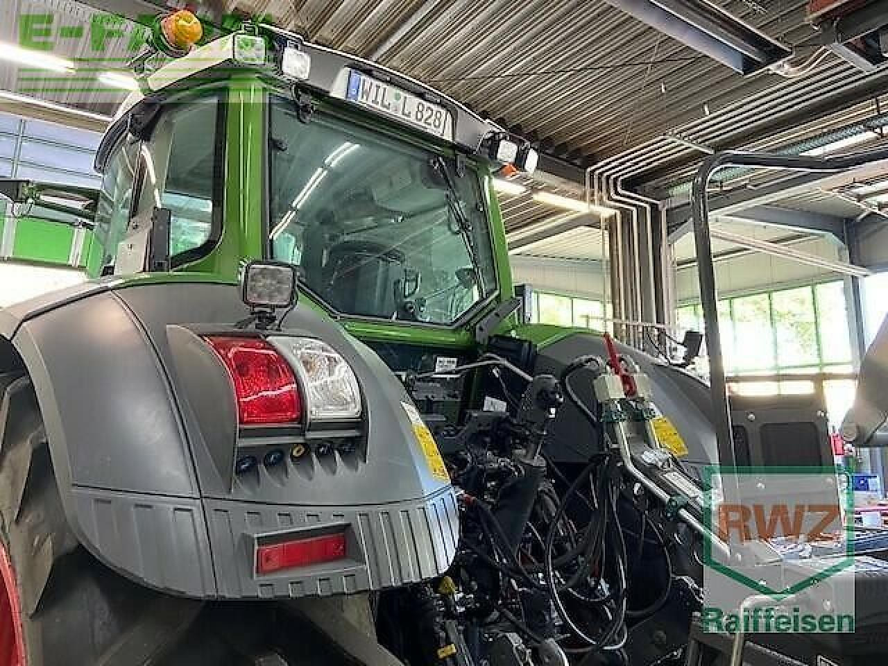 Fendt 828 vario s4 - Traktor: 3 kép. Fendt 828 vario s4 - Traktor: 3 kép.