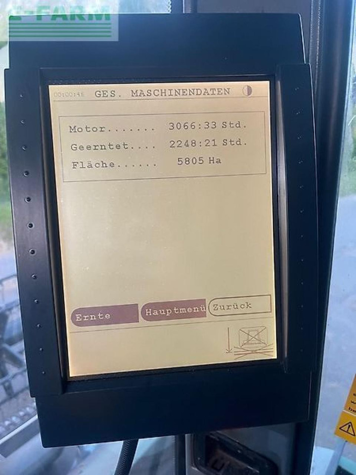 Fendt 8400 p al - Kombájn: 5 kép. Fendt 8400 p al - Kombájn: 5 kép.