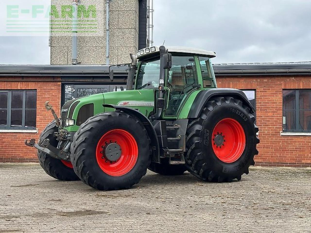 Fendt 926 vario - Traktor: 2 kép. Fendt 926 vario - Traktor: 2 kép.