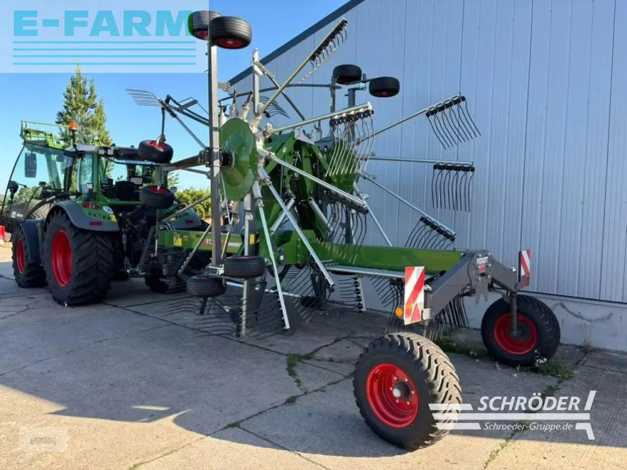 Fendt former 10065 - Szénaforgató: 3 kép. Fendt former 10065 - Szénaforgató: 3 kép.