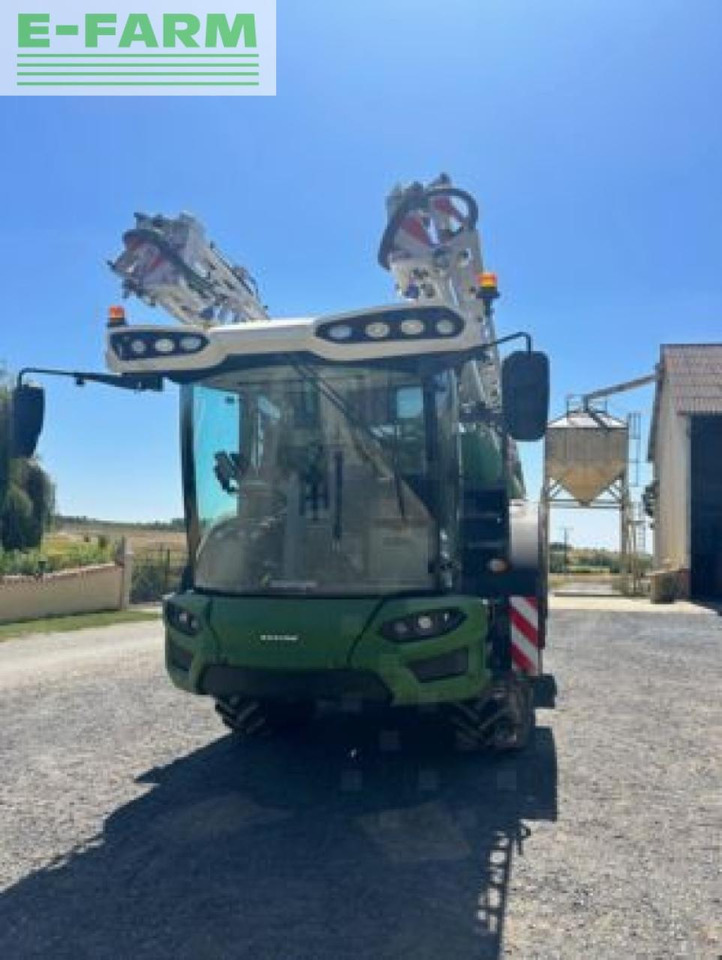 Fendt rogator 645 - Önjáró permetező: 2 kép. Fendt rogator 645 - Önjáró permetező: 2 kép.