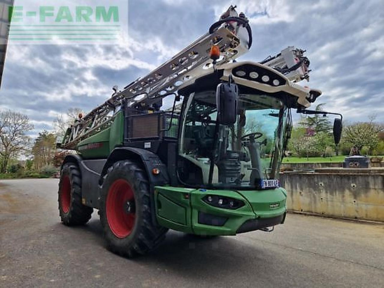 Fendt rogator 655 - Vontatott permetezők: 3 kép. Fendt rogator 655 - Vontatott permetezők: 3 kép.