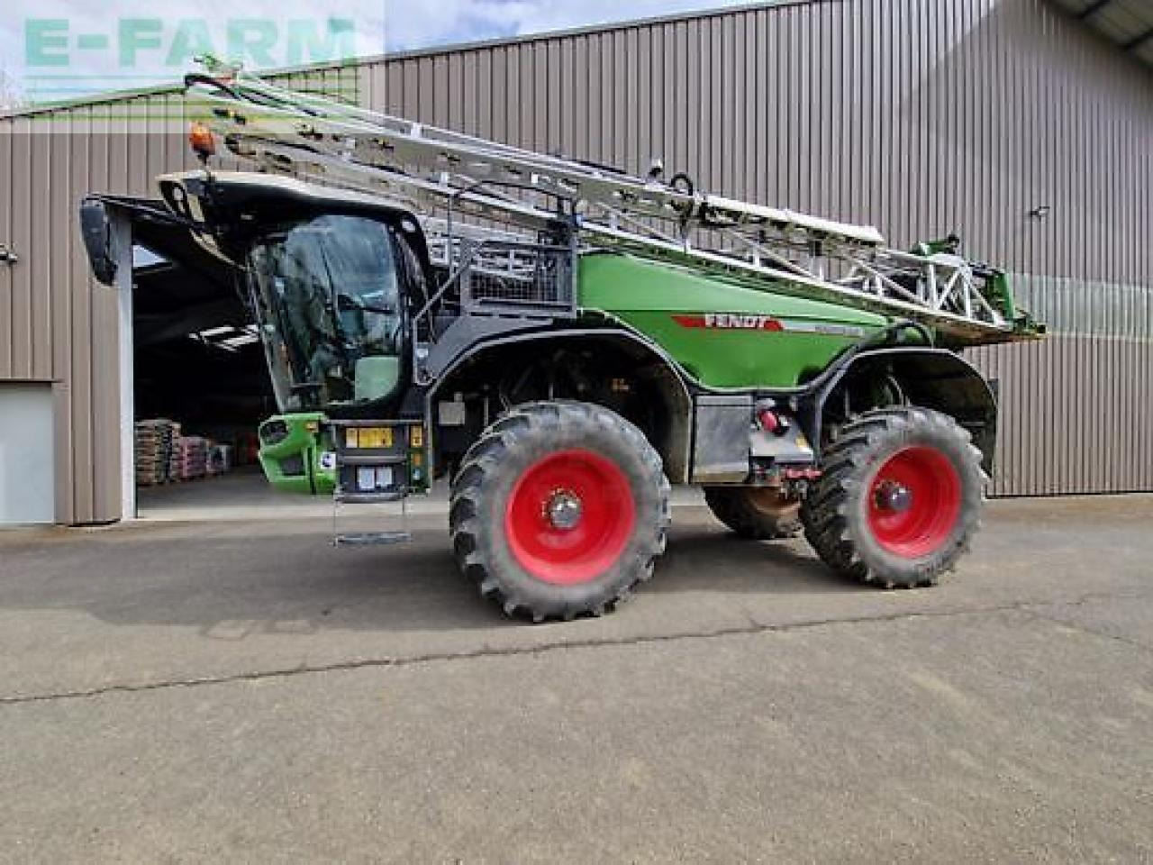 Fendt rogator 655 - Vontatott permetezők: 1 kép. Fendt rogator 655 - Vontatott permetezők: 1 kép.
