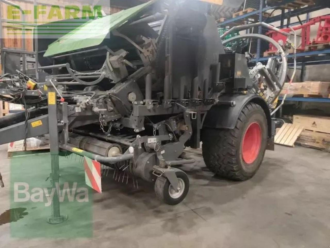 Fendt rotana 130 f combi isobus - Kocka bálázó: 4 kép. Fendt rotana 130 f combi isobus - Kocka bálázó: 4 kép.