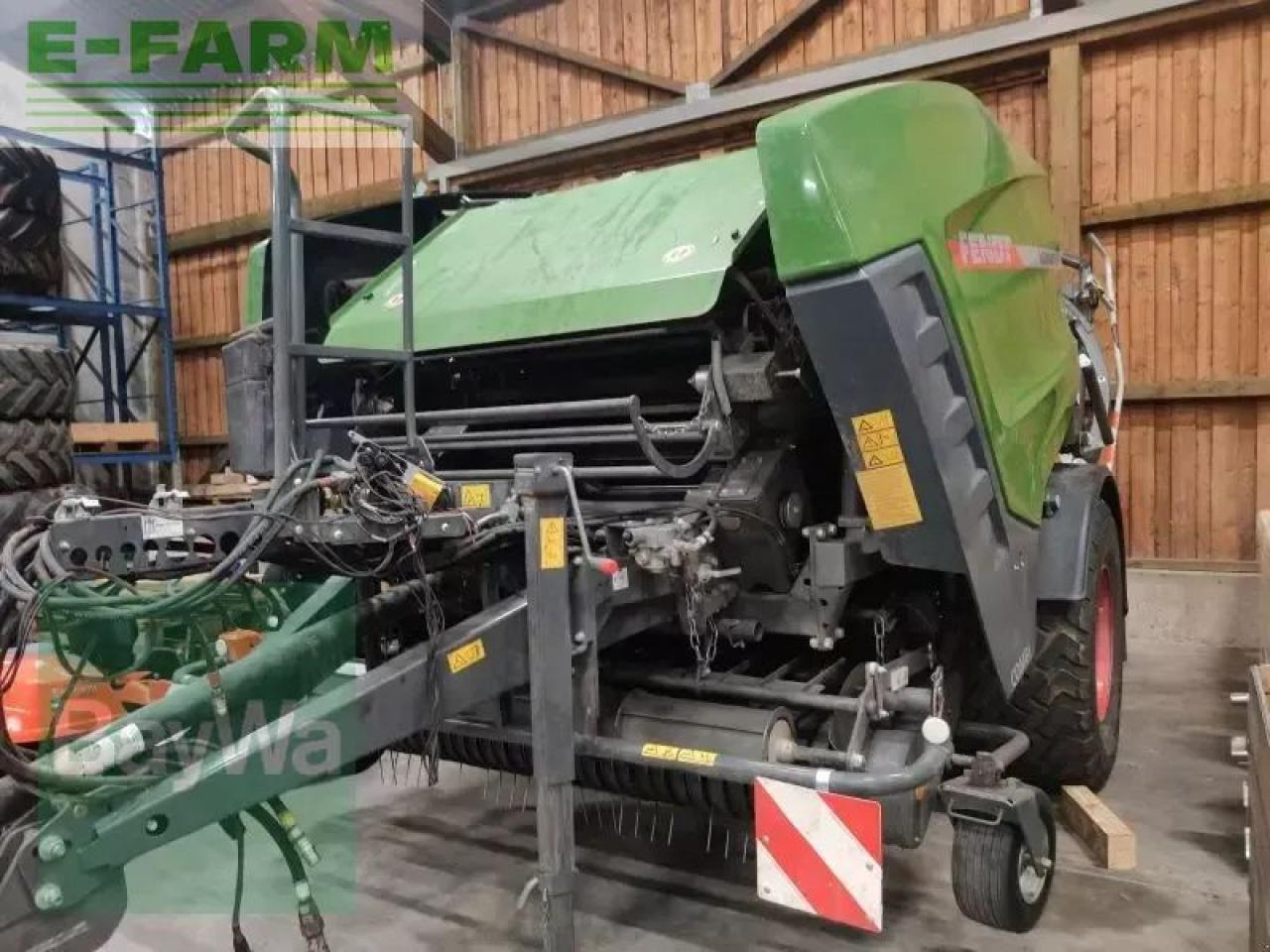 Fendt rotana 130 f combi isobus - Kocka bálázó: 1 kép. Fendt rotana 130 f combi isobus - Kocka bálázó: 1 kép.