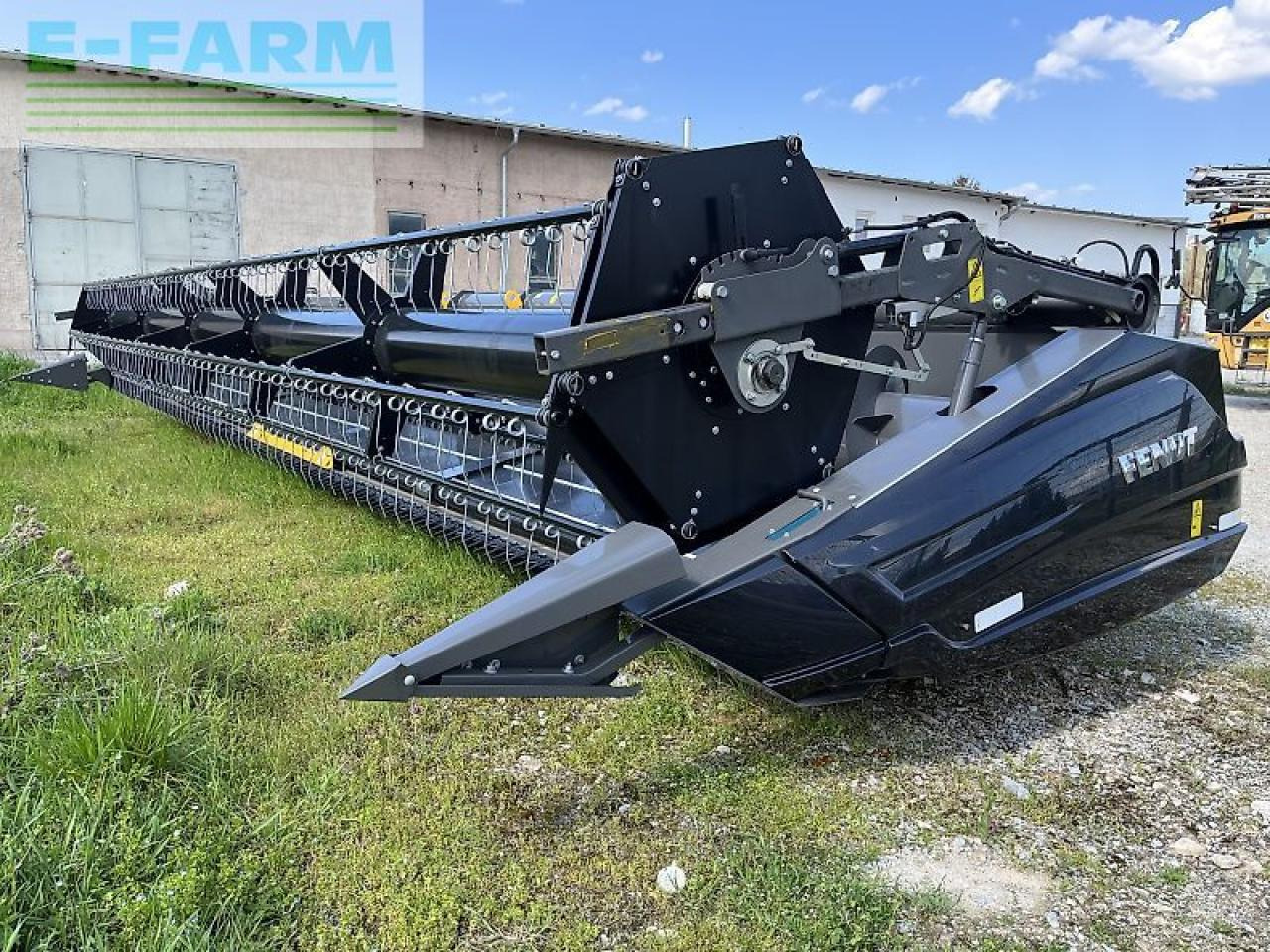 Fendt superflow 30 fuss - 9,20 meter - Takarmánybetakarító gép: 2 kép. Fendt superflow 30 fuss - 9,20 meter - Takarmánybetakarító gép: 2 kép.