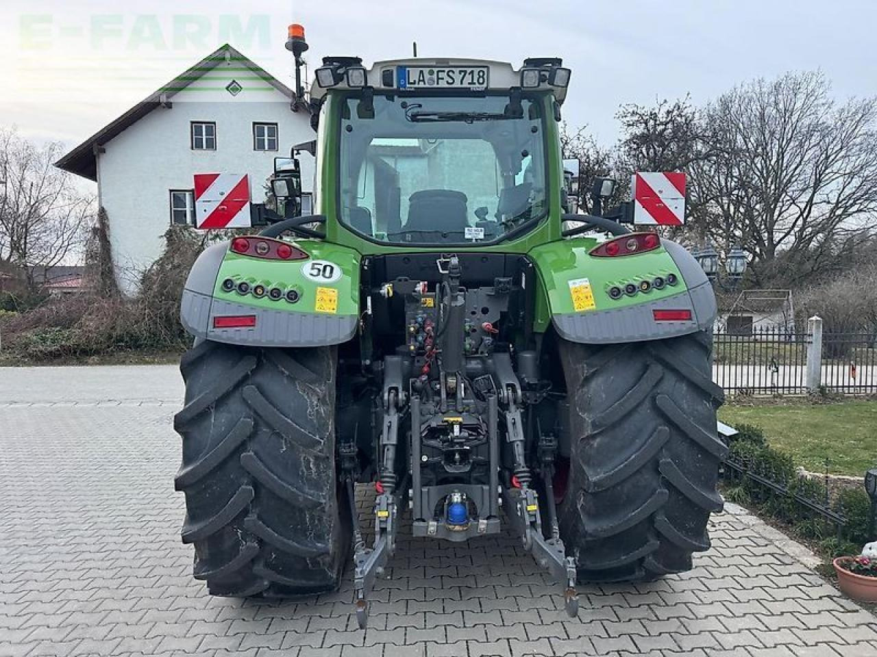 Fendt vario 718 profi plus one ProfiPlus - Traktor: 5 kép. Fendt vario 718 profi plus one ProfiPlus - Traktor: 5 kép.