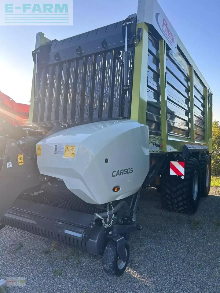 Fliegl cargos 8400 - Rendfelszedő: 4 kép. Fliegl cargos 8400 - Rendfelszedő: 4 kép.