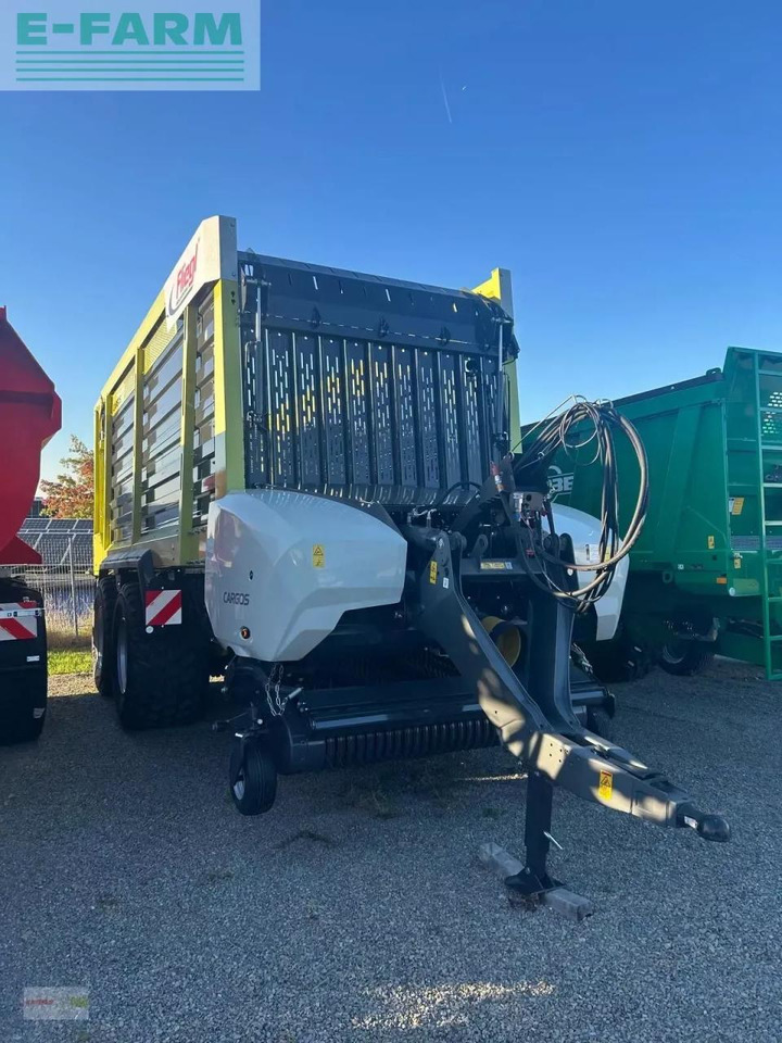 Fliegl cargos 8400 - Rendfelszedő: 1 kép. Fliegl cargos 8400 - Rendfelszedő: 1 kép.