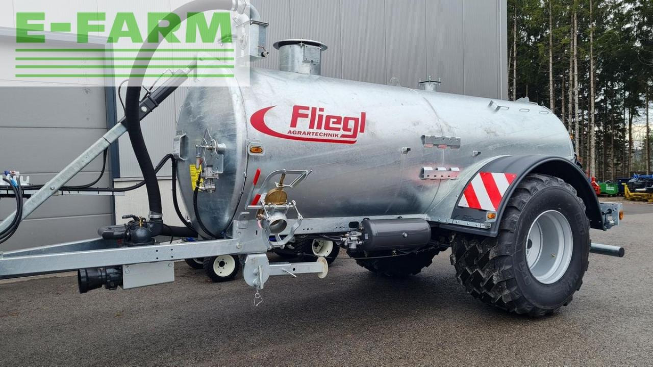 Fliegl güllefass vfw 7500 jumbo line - Szippantó tartálykocsi: 2 kép. Fliegl güllefass vfw 7500 jumbo line - Szippantó tartálykocsi: 2 kép.