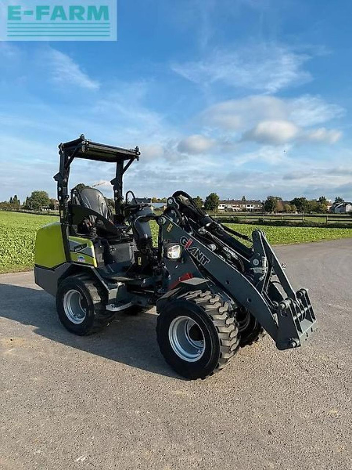 Giant 306 - Minikotró: 1 kép. Giant 306 - Minikotró: 1 kép.