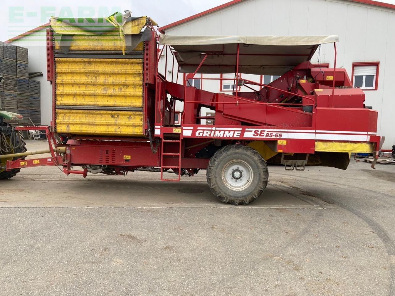 Grimme 85-55 - Burgonyakombájn: 2 kép. Grimme 85-55 - Burgonyakombájn: 2 kép.