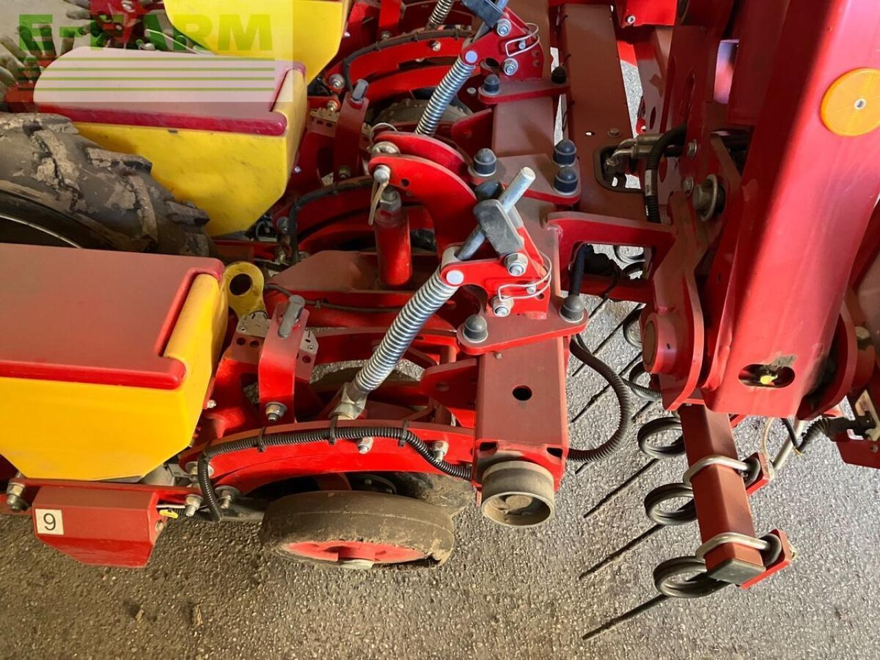 Grimme matrix 1200 - Precíziós vetőgép: 5 kép. Grimme matrix 1200 - Precíziós vetőgép: 5 kép.