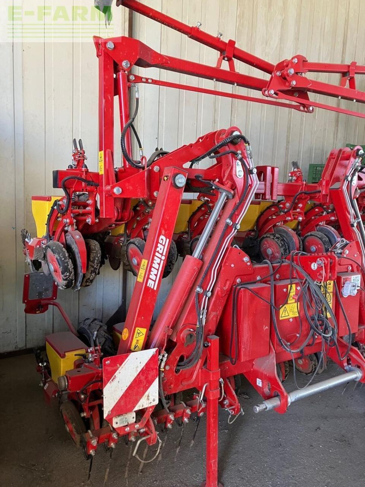 Grimme matrix 1200 - Precíziós vetőgép: 1 kép. Grimme matrix 1200 - Precíziós vetőgép: 1 kép.