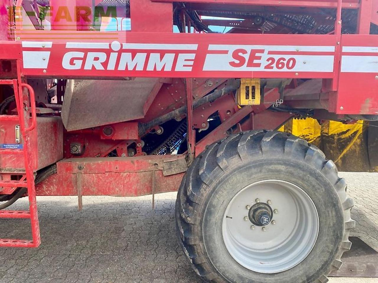 Grimme se 260 ub, erst 480 ha gerodet - Burgonyakombájn: 5 kép. Grimme se 260 ub, erst 480 ha gerodet - Burgonyakombájn: 5 kép.