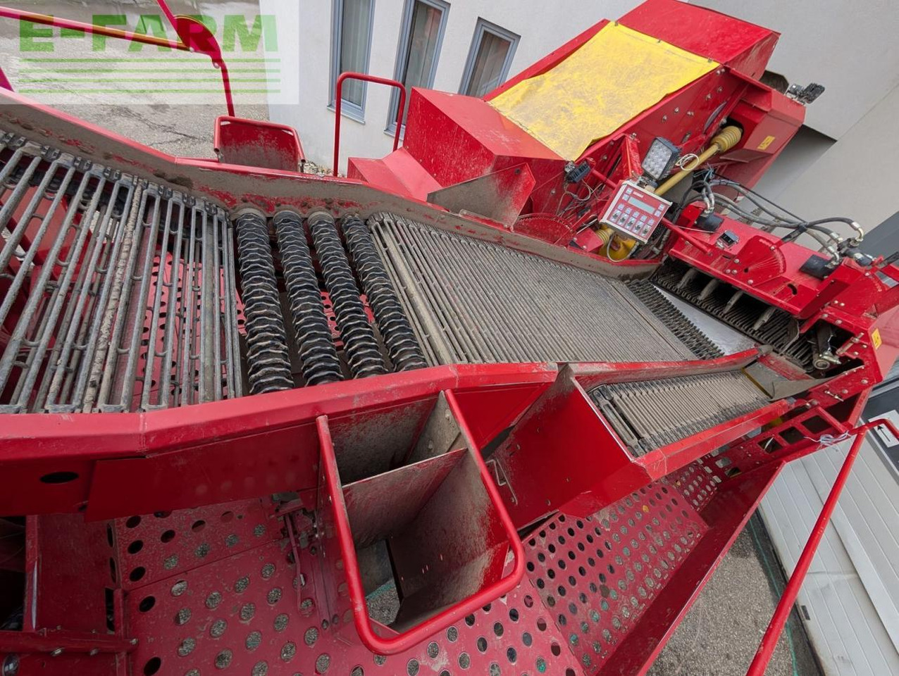 Grimme se 75 - 55 - Burgonyakombájn: 4 kép. Grimme se 75 - 55 - Burgonyakombájn: 4 kép.