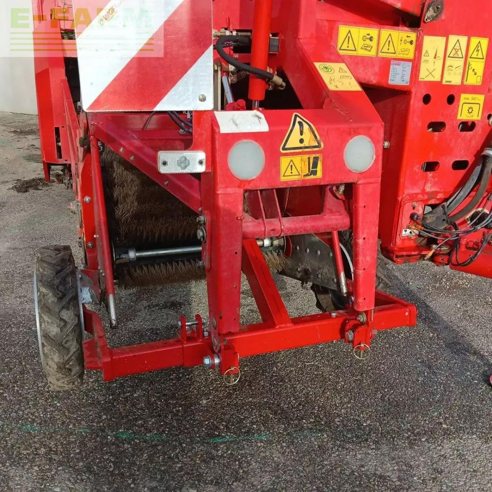 Grimme se 75 - 55 - Burgonyakombájn: 3 kép. Grimme se 75 - 55 - Burgonyakombájn: 3 kép.