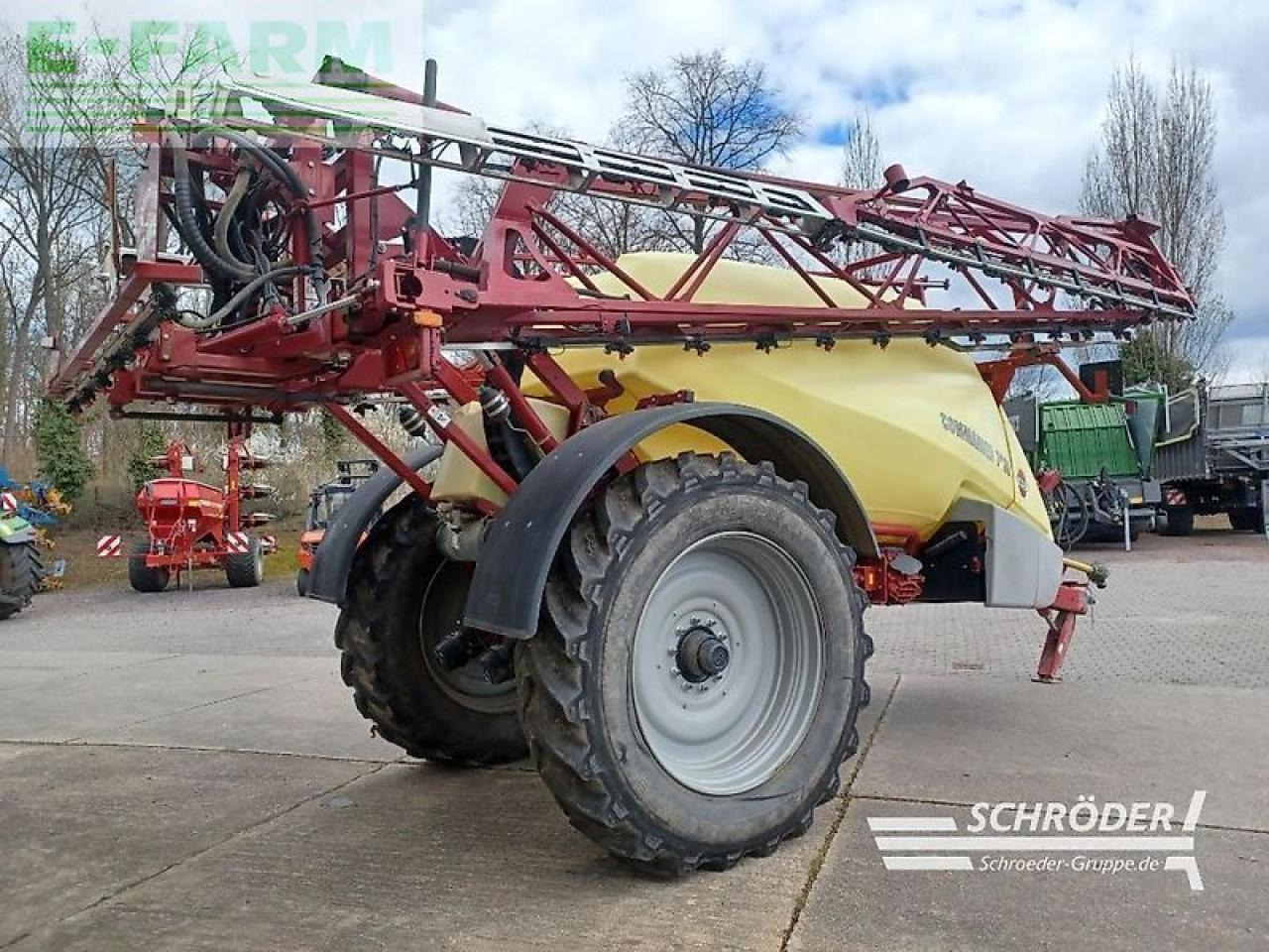 Hardi commander 7000 - Vontatott permetezők: 4 kép. Hardi commander 7000 - Vontatott permetezők: 4 kép.