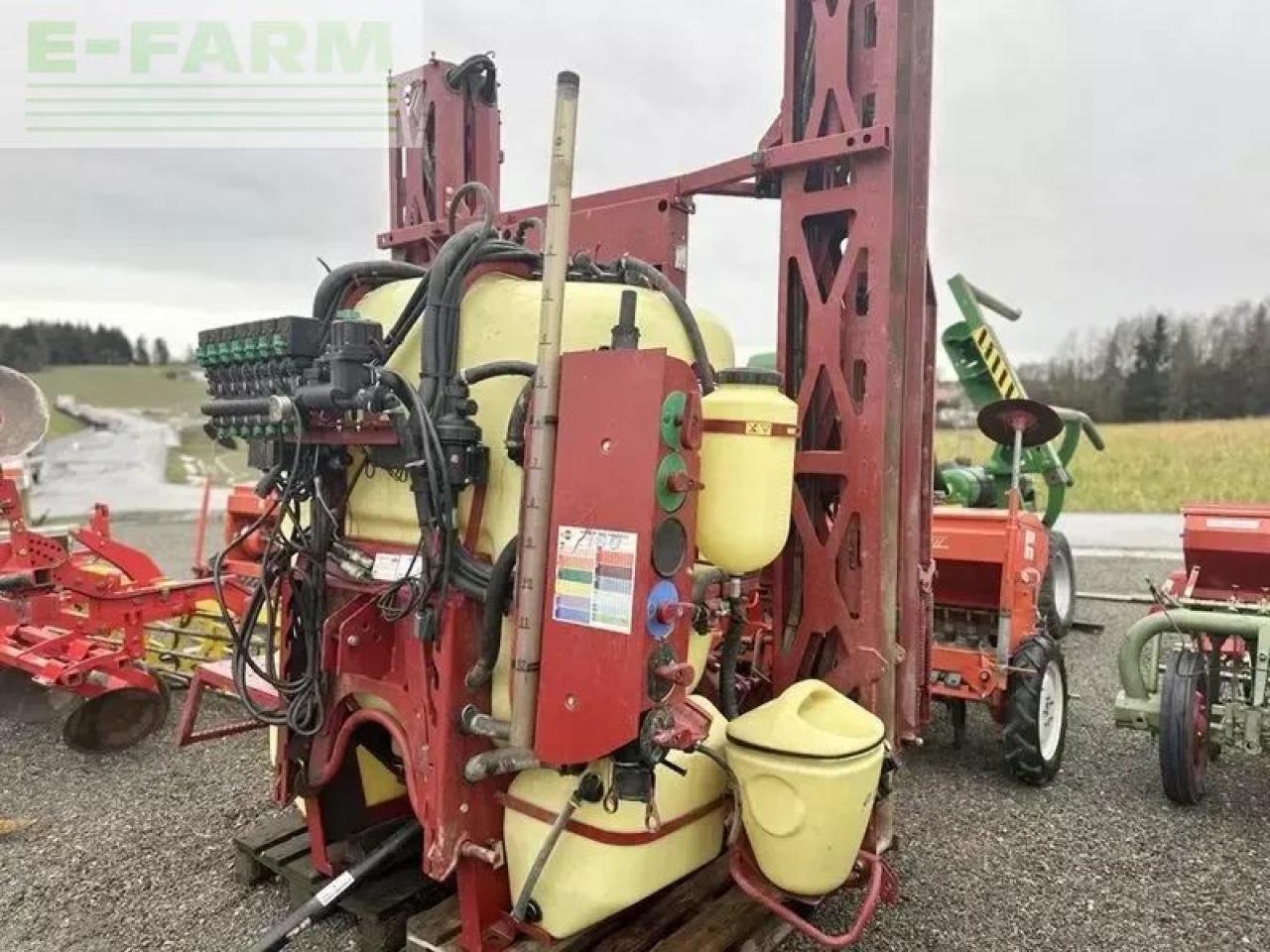 Hardi master plus 1000 l feldspritze - Vontatott permetezők: 1 kép. Hardi master plus 1000 l feldspritze - Vontatott permetezők: 1 kép.