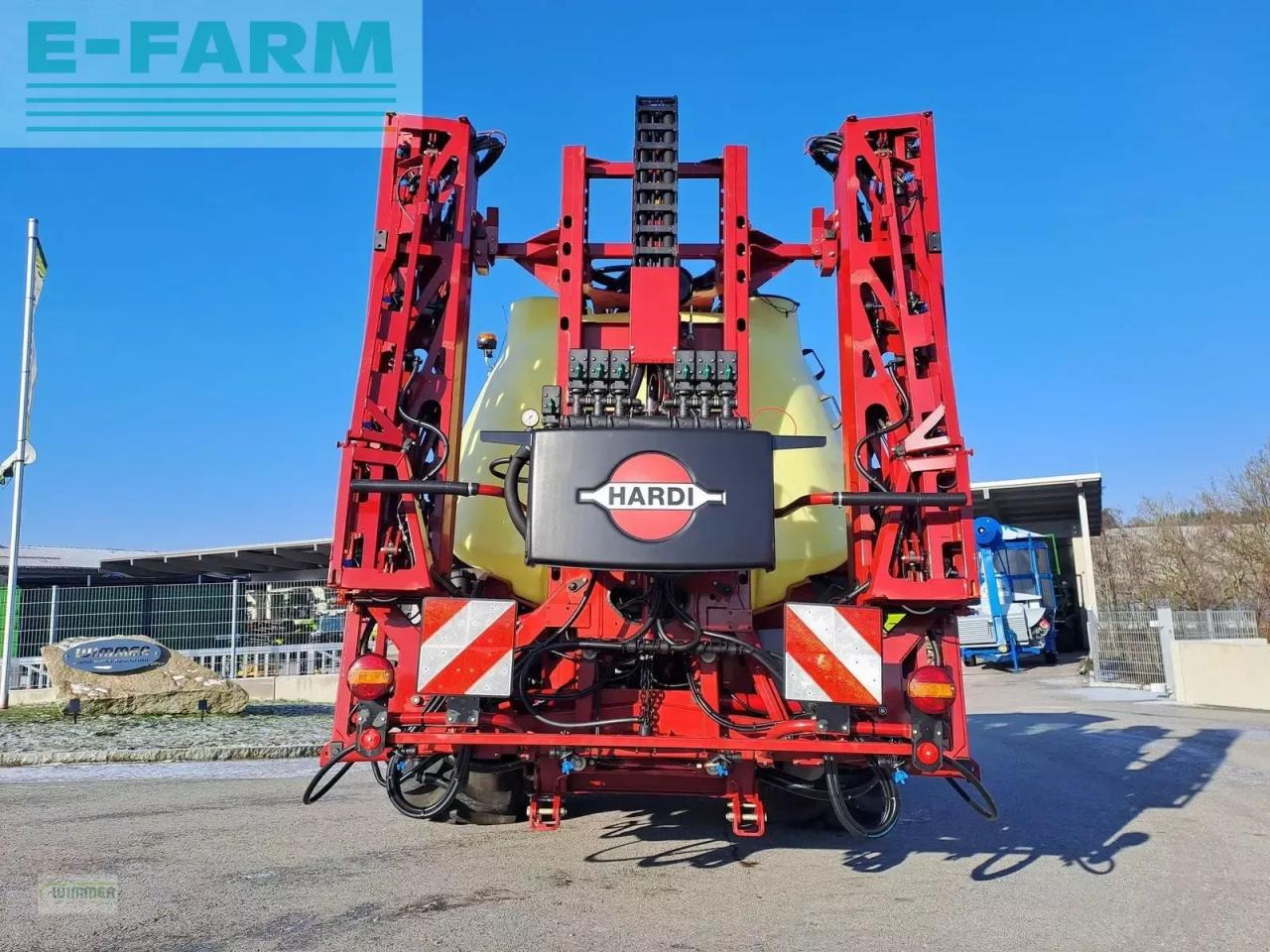 Hardi mega 1200l smartcom i - Vontatott permetezők: 1 kép. Hardi mega 1200l smartcom i - Vontatott permetezők: 1 kép.