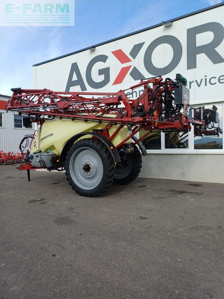 Hardi navigator base 3800 - Vontatott permetezők: 3 kép. Hardi navigator base 3800 - Vontatott permetezők: 3 kép.