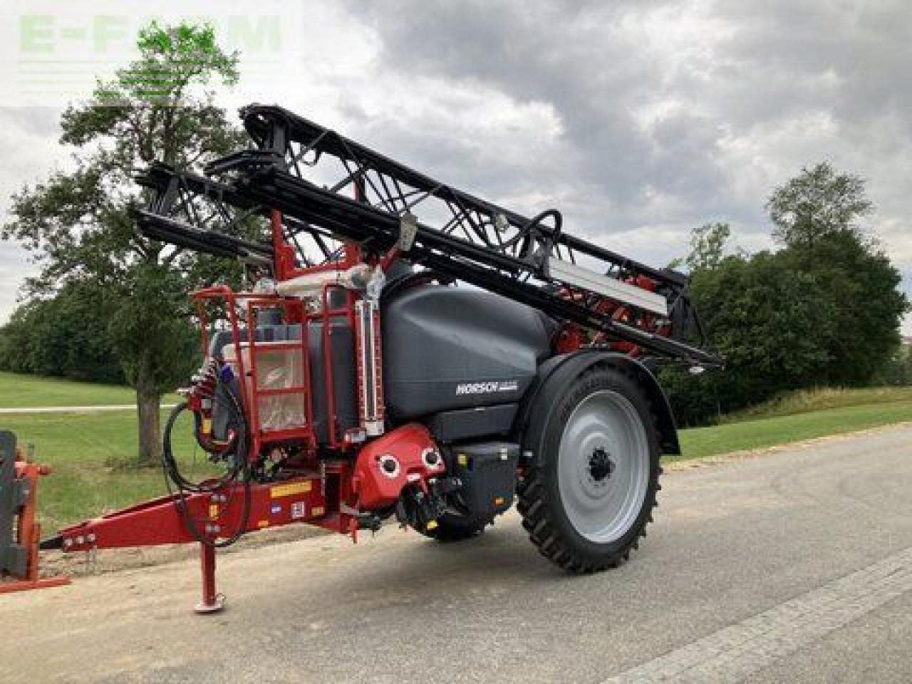 Horsch 4 ax demomaschine - Vontatott permetezők: 1 kép. Horsch 4 ax demomaschine - Vontatott permetezők: 1 kép.