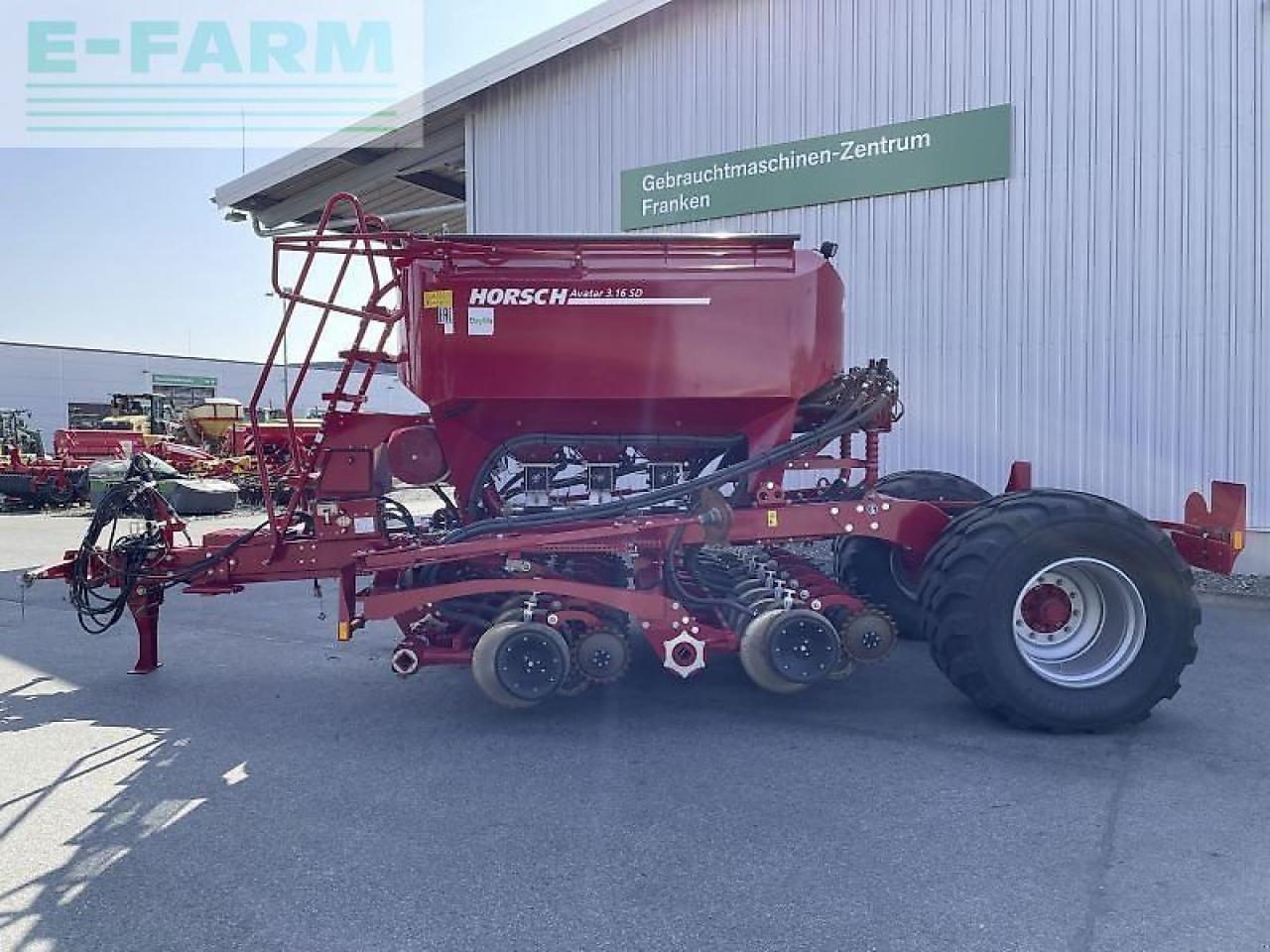 Horsch avatar 3.16 sd - Szemenkénti vetőgép: 3 kép. Horsch avatar 3.16 sd - Szemenkénti vetőgép: 3 kép.
