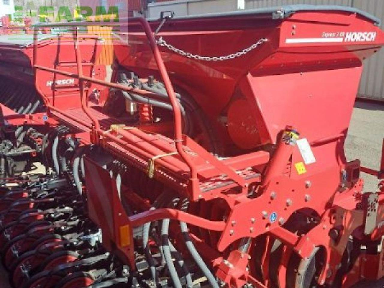 Horsch express 3 kr - Szemenkénti vetőgép: 4 kép. Horsch express 3 kr - Szemenkénti vetőgép: 4 kép.