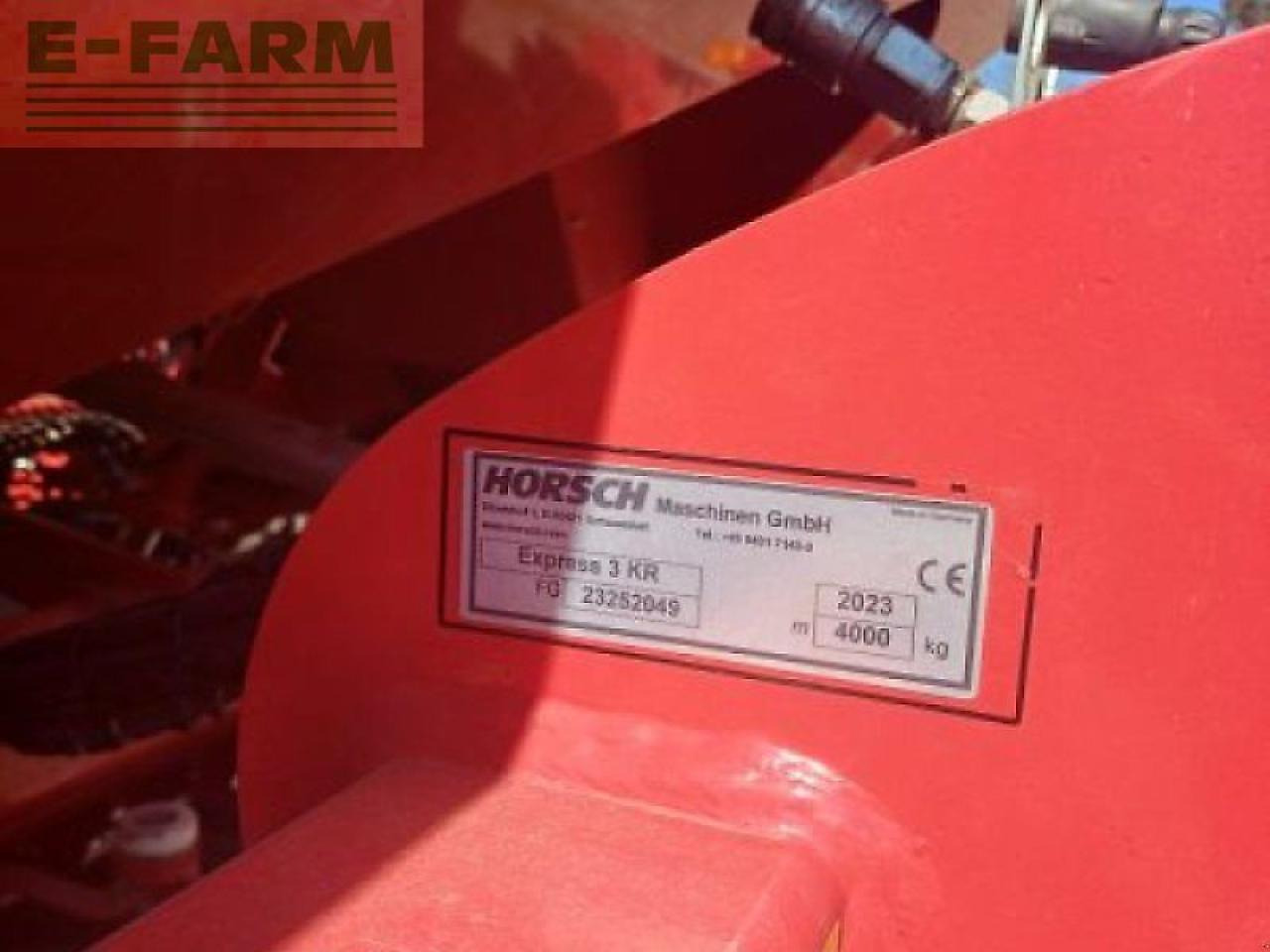 Horsch express 3 kr - Szemenkénti vetőgép: 5 kép. Horsch express 3 kr - Szemenkénti vetőgép: 5 kép.