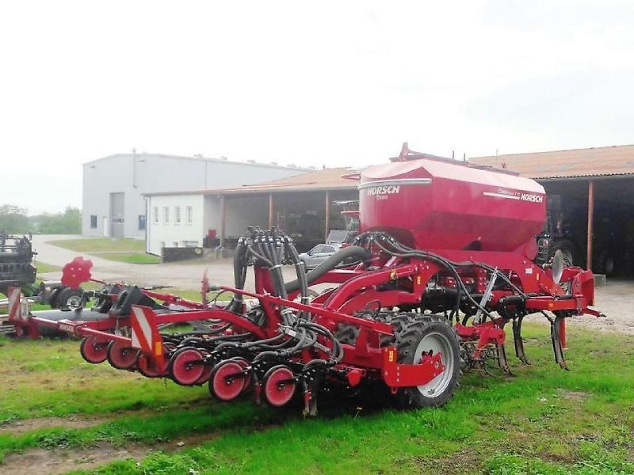 Horsch focus 3td - Szemenkénti vetőgép: 3 kép. Horsch focus 3td - Szemenkénti vetőgép: 3 kép.