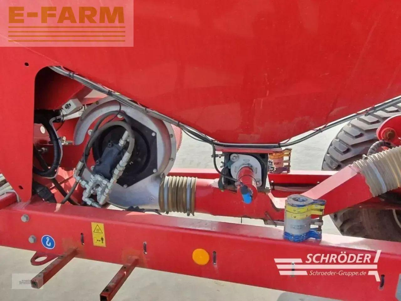 Horsch maestro 8.75 cc - Precíziós vetőgép: 5 kép. Horsch maestro 8.75 cc - Precíziós vetőgép: 5 kép.