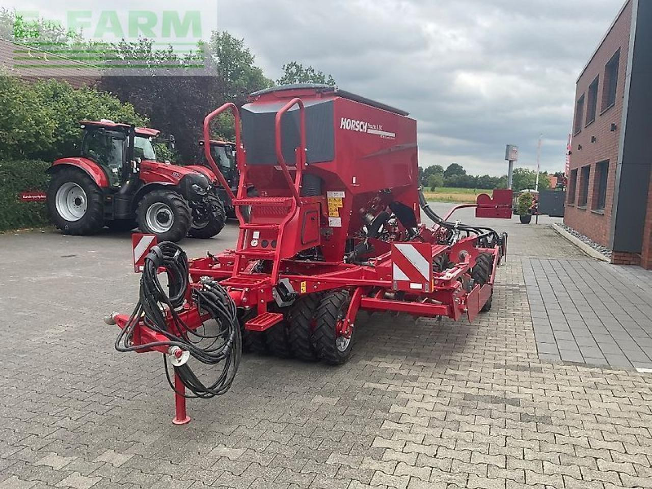 Horsch pronto 3 dc - Szemenkénti vetőgép: 2 kép. Horsch pronto 3 dc - Szemenkénti vetőgép: 2 kép.